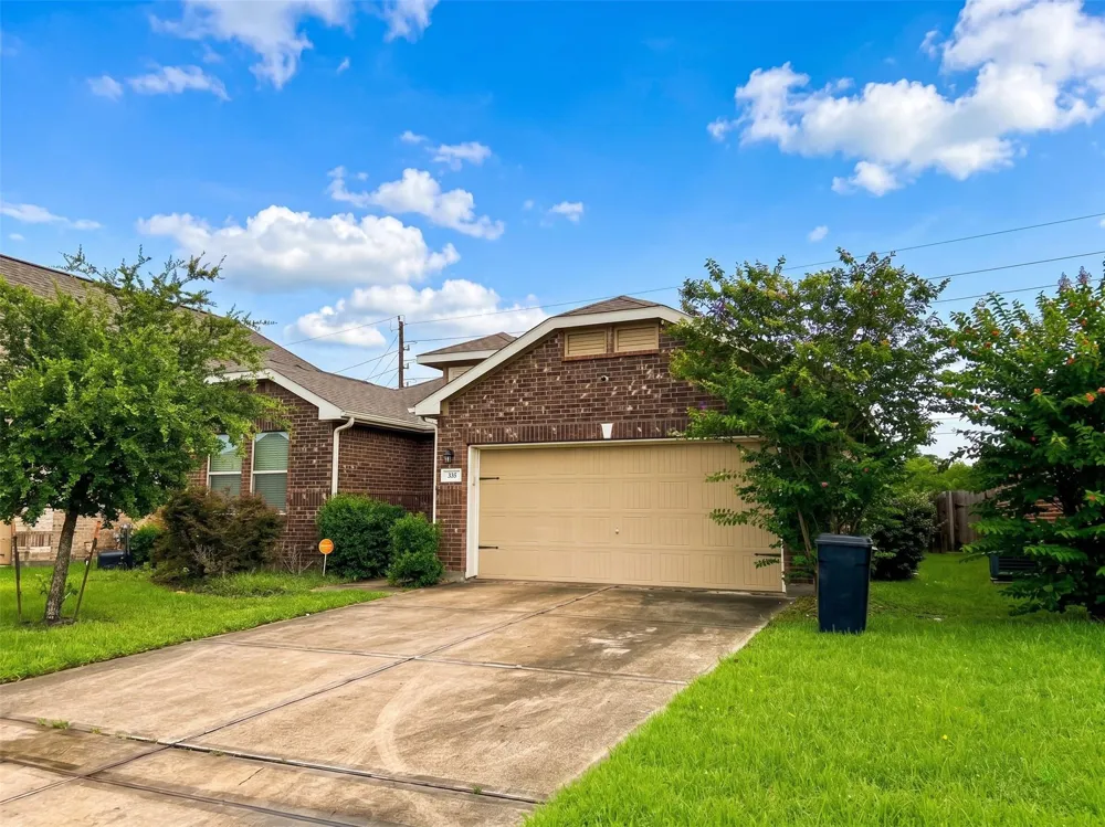 335 American Black Bear Drive Crosby, TX 77532