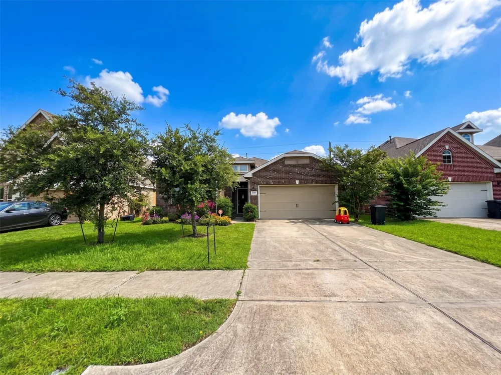 335 American Black Bear Drive Crosby, TX 77532