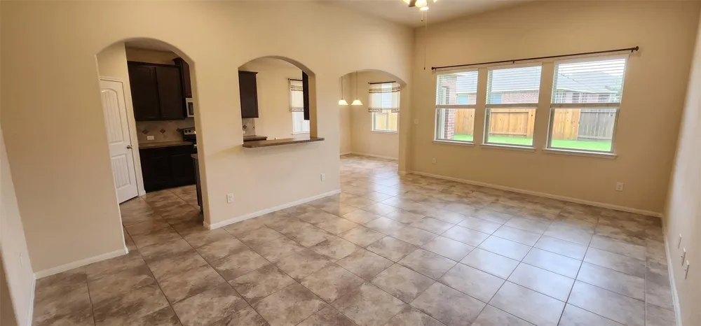 335 American Black Bear Drive Crosby, TX 77532