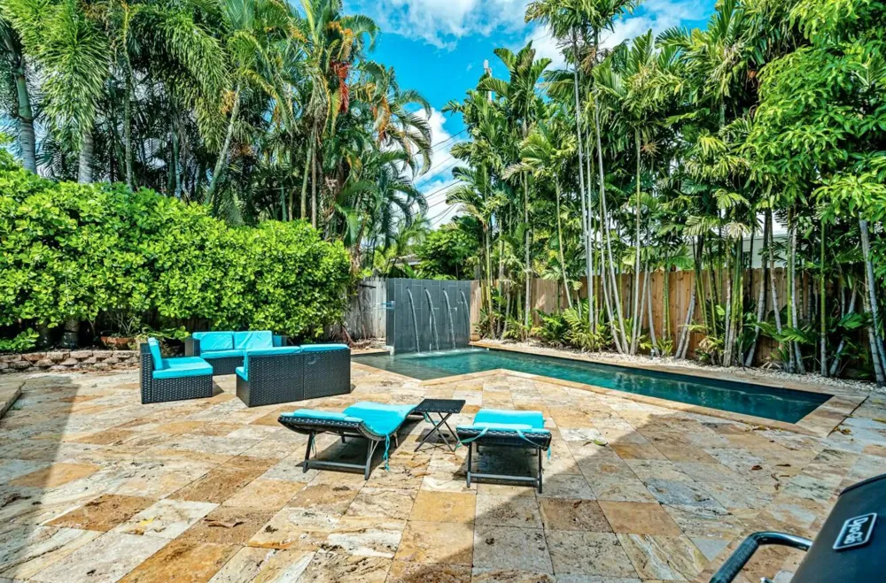 1405 NE 14TH COURT Fort Lauderdale, FL 33304