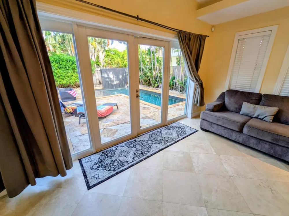 1405 NE 14TH COURT Fort Lauderdale, FL 33304