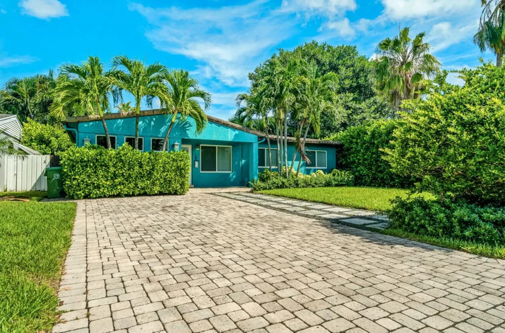 1405 NE 14TH COURT Fort Lauderdale, FL 33304