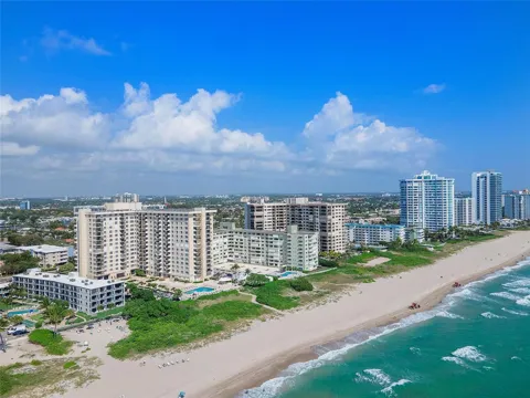 1900 S OCEAN BOULEVARD #8L