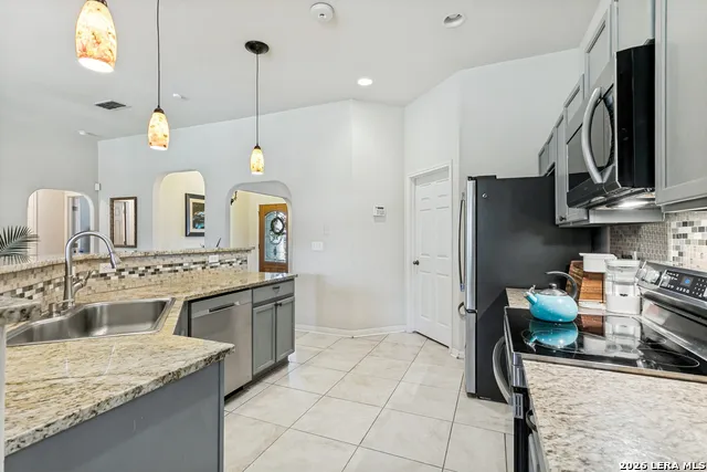 2236 STONECREST PATH New Braunfels, TX 78130
