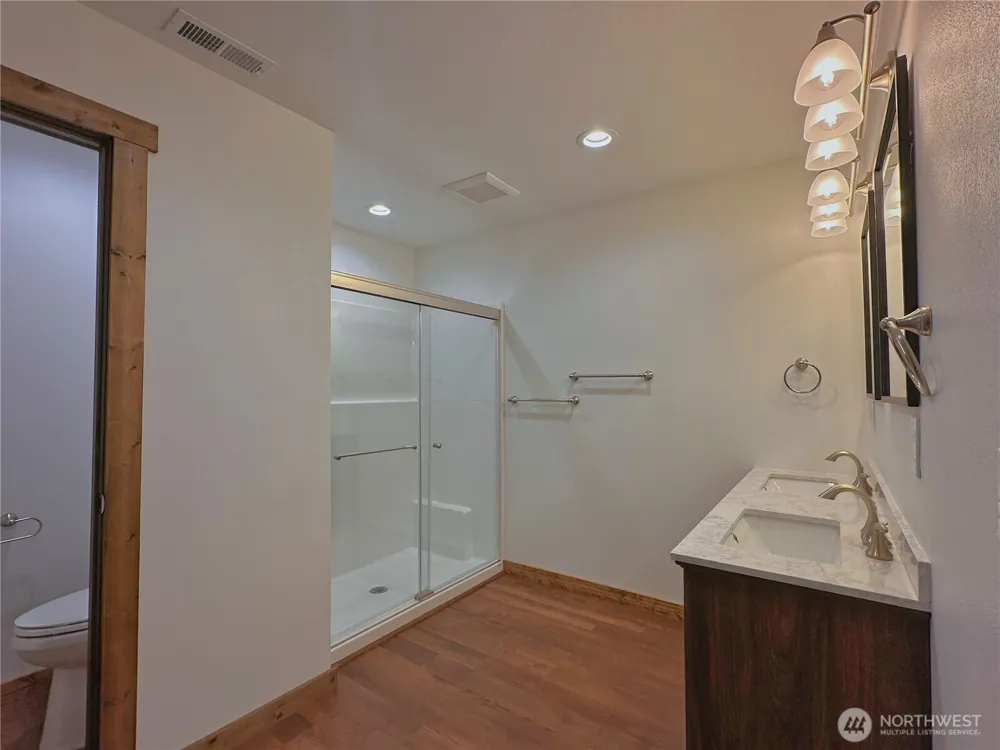 20 Pats Lane Omak, WA 98841