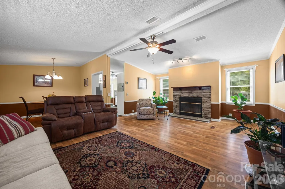 6215 Barclay Lane Clover, SC 29710