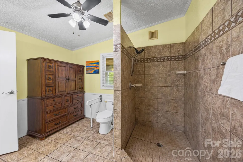 6215 Barclay Lane Clover, SC 29710