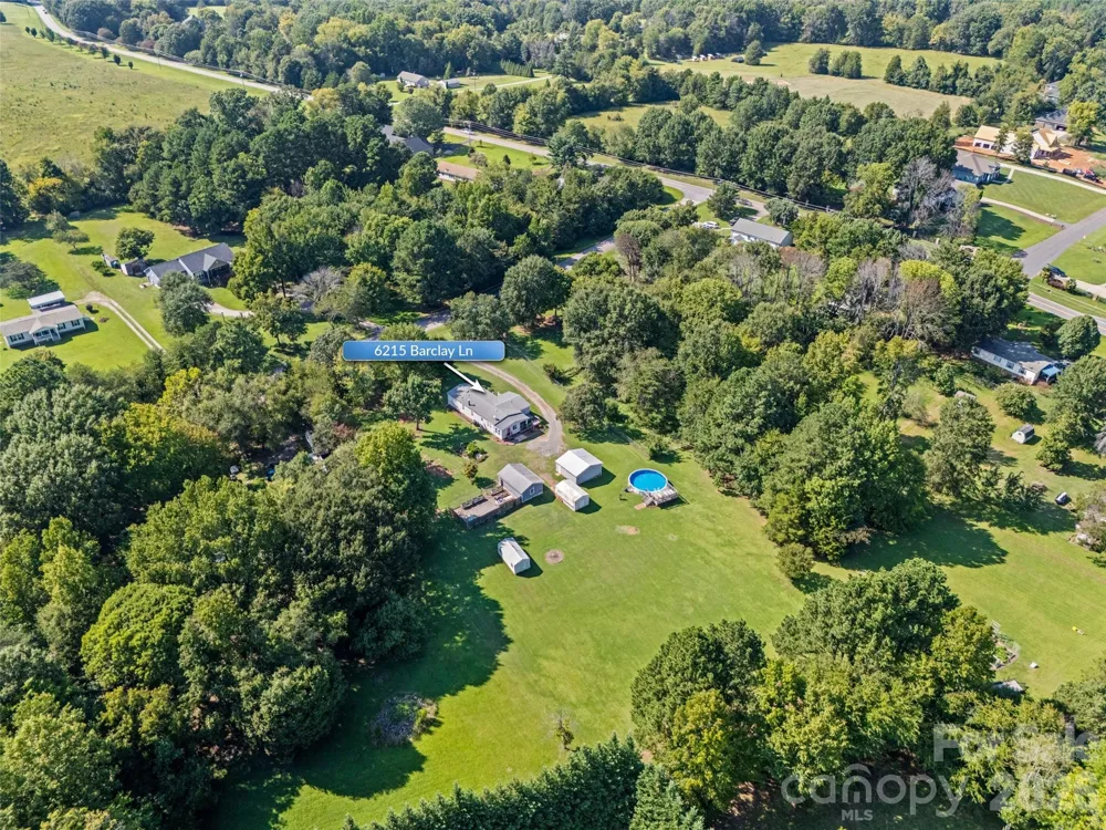6215 Barclay Lane Clover, SC 29710