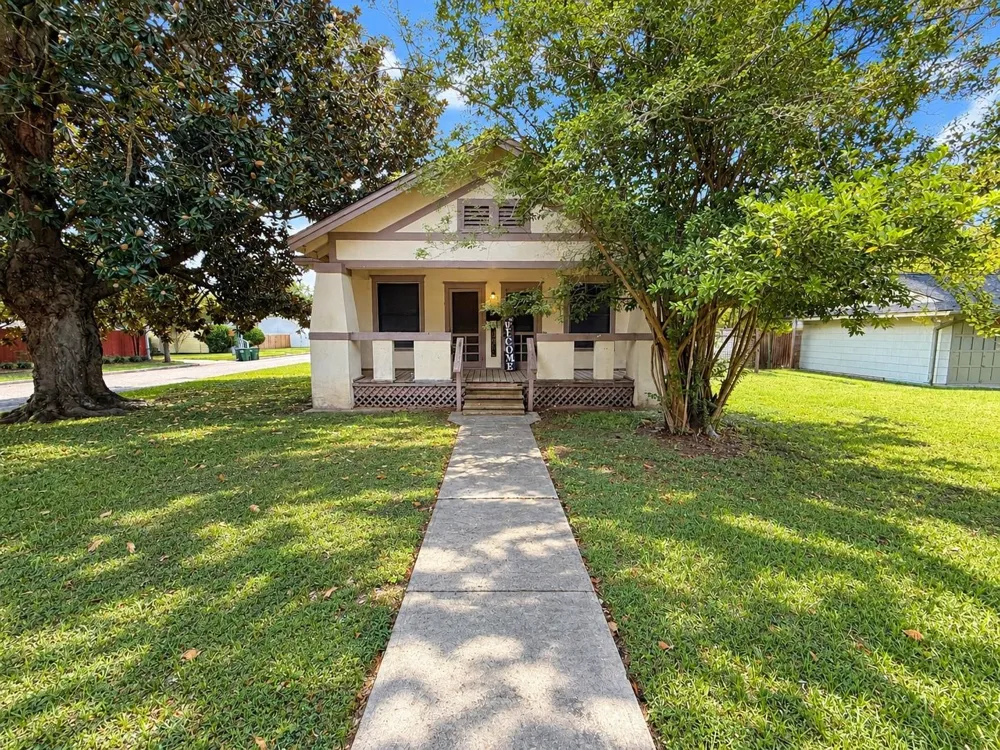 2403 Webster Street Liberty, TX 77575