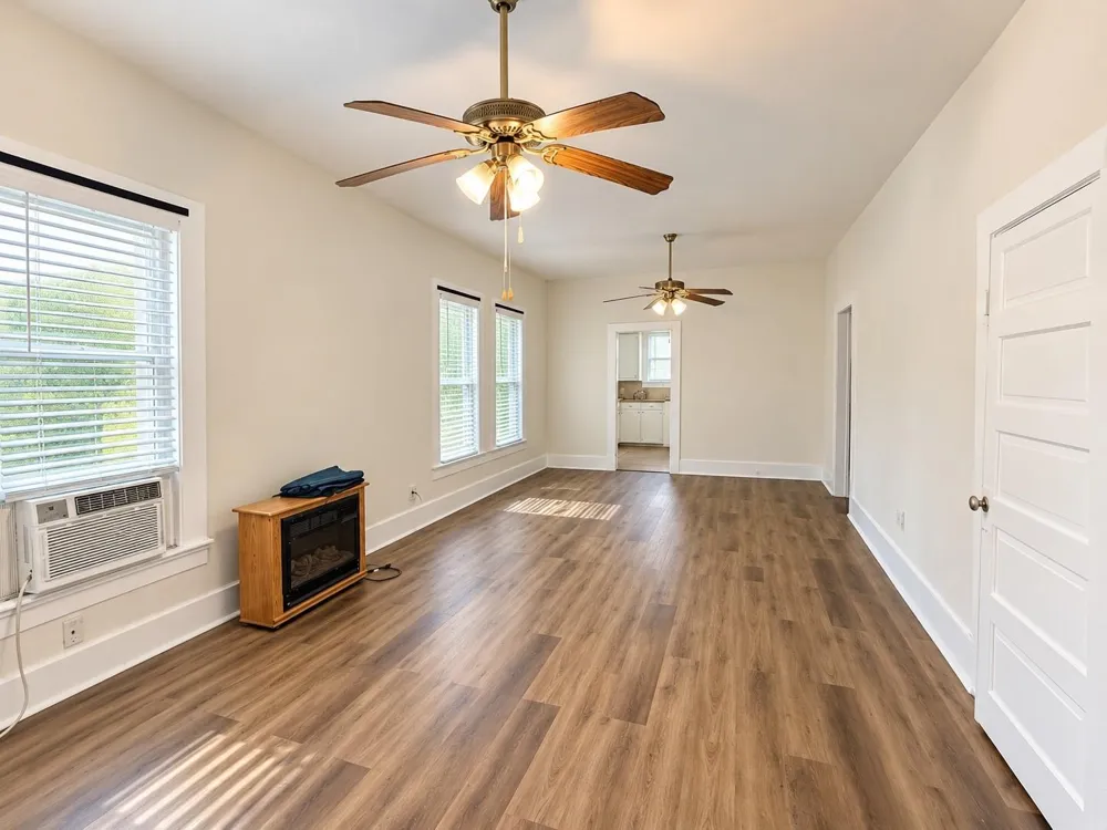 2403 Webster Street Liberty, TX 77575