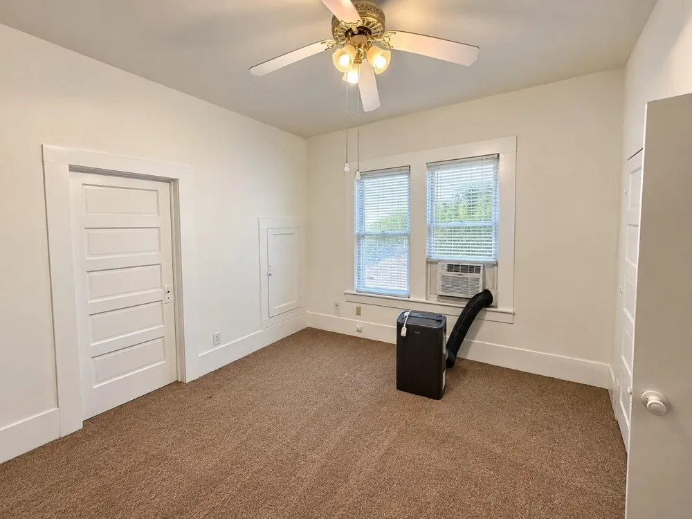 2403 Webster Street Liberty, TX 77575