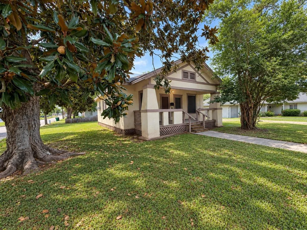 2403 Webster Street Liberty, TX 77575