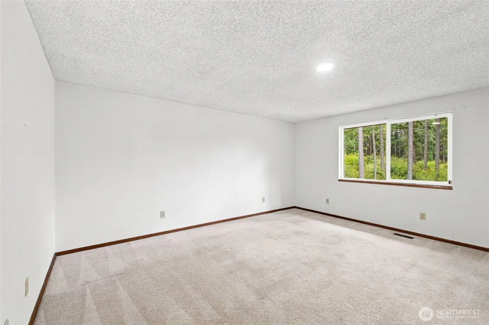 24615 61st Avenue Court E Graham, WA 98338