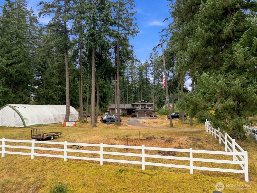 24615 61st Avenue Court E Graham, WA 98338