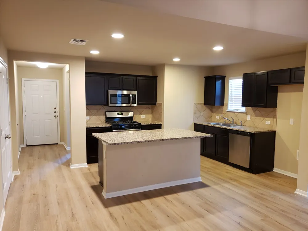 14905 Harkness Pass Austin, TX 78725