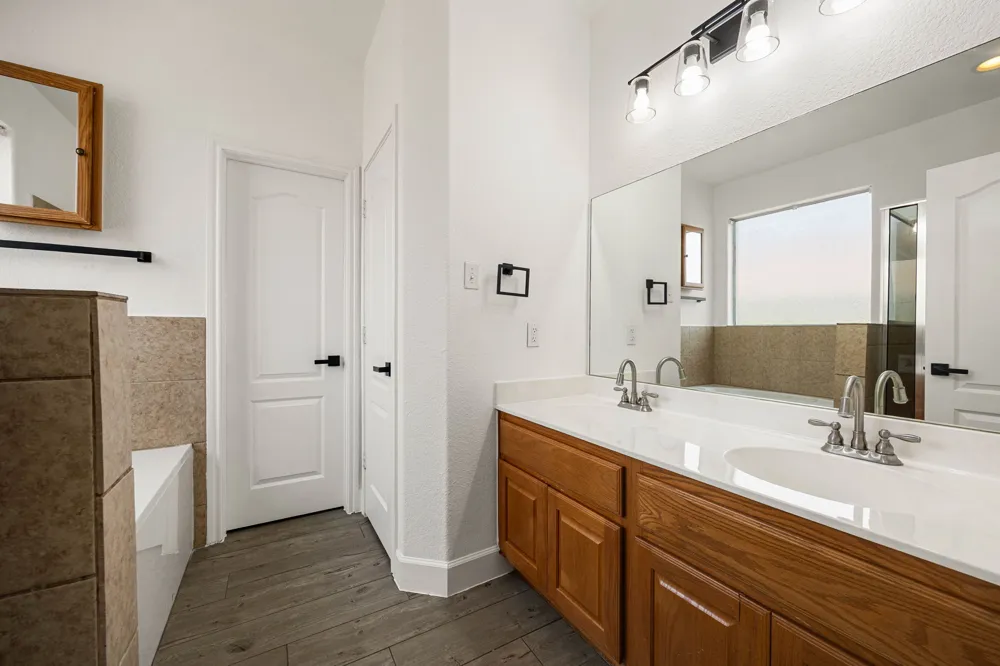 2013 Shaker Trail Austin, TX 78754