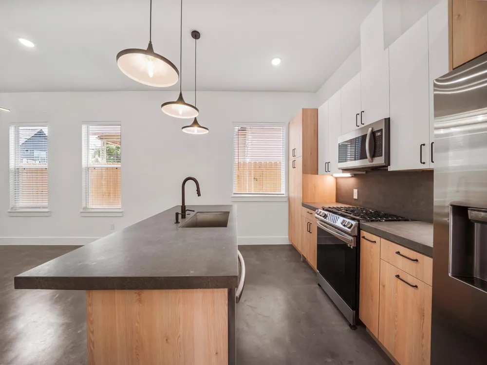 7031 Avenue #1 Houston, TX 77011
