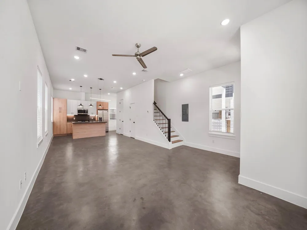 7031 Avenue #1 Houston, TX 77011