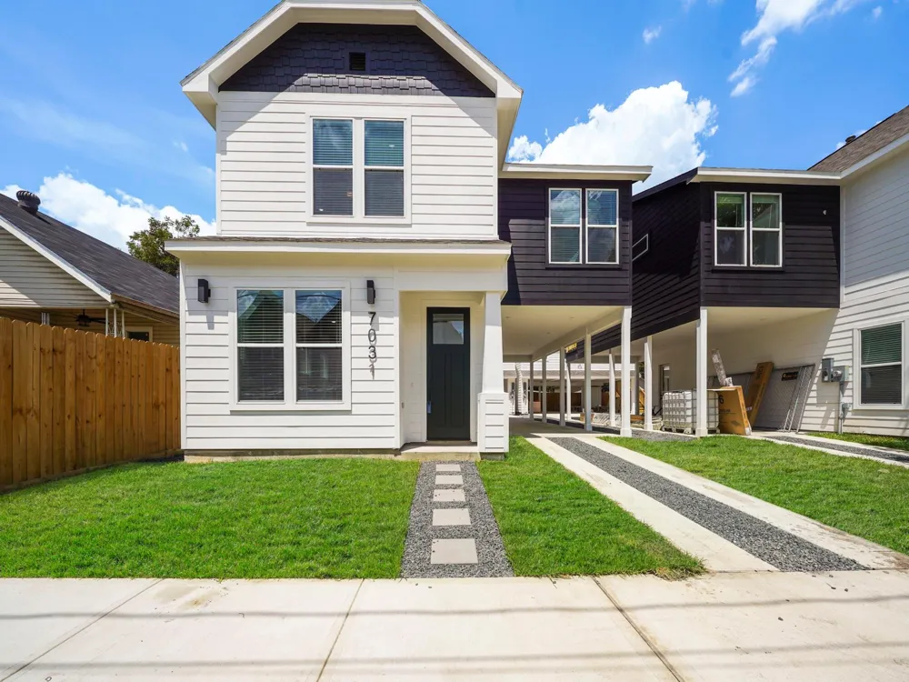 7031 Avenue #1 Houston, TX 77011