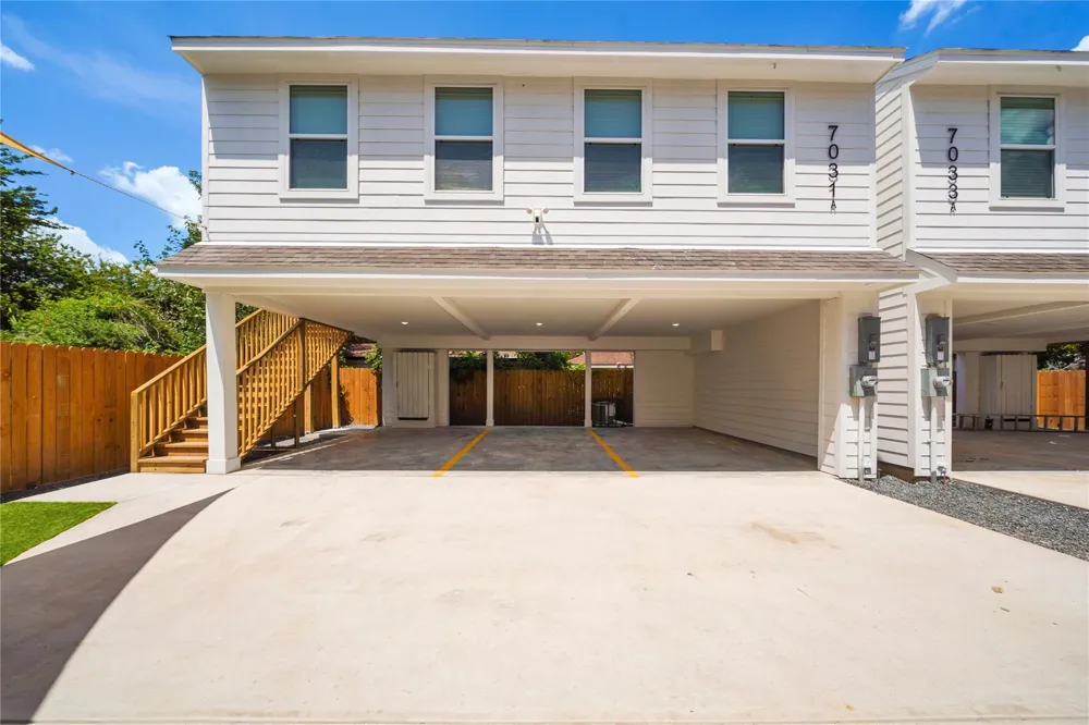 7031 Avenue #1 Houston, TX 77011