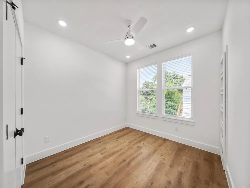 7031 Avenue #1 Houston, TX 77011