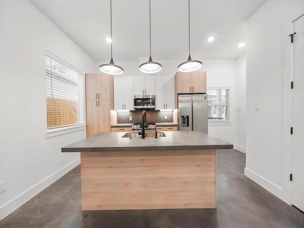 7031 Avenue #1 Houston, TX 77011