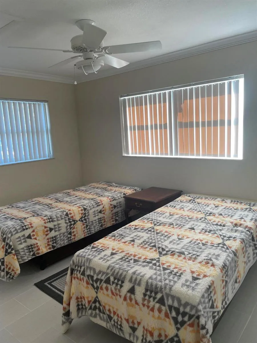 5725 Fernley Drive E #30 West Palm Beach, FL 33415