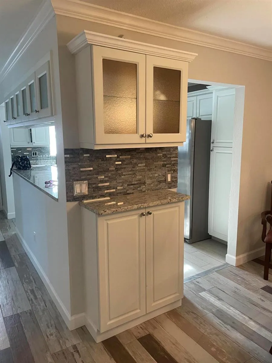 5725 Fernley Drive E #30 West Palm Beach, FL 33415