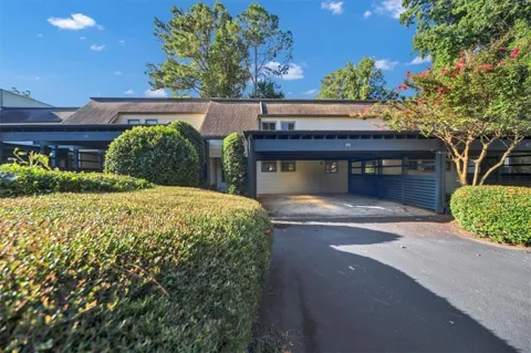 46 Forrest Place