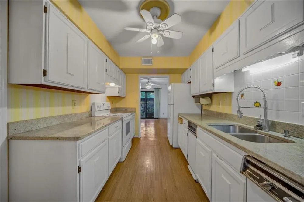 46 Forrest Place Sandy Springs, GA 30328