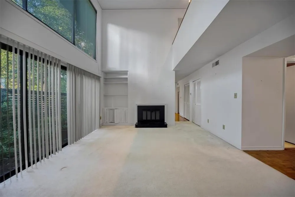 46 Forrest Place Sandy Springs, GA 30328