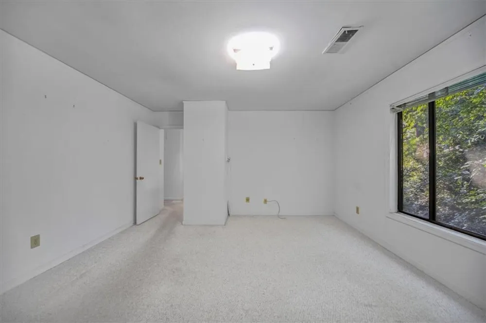 46 Forrest Place Sandy Springs, GA 30328