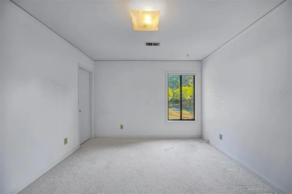 46 Forrest Place Sandy Springs, GA 30328
