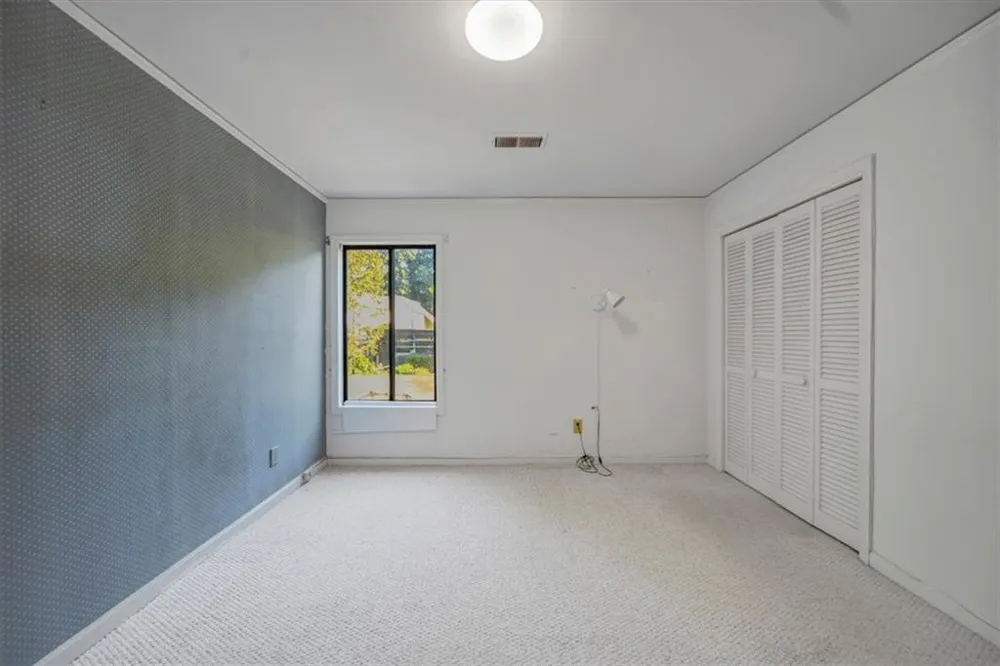 46 Forrest Place Sandy Springs, GA 30328