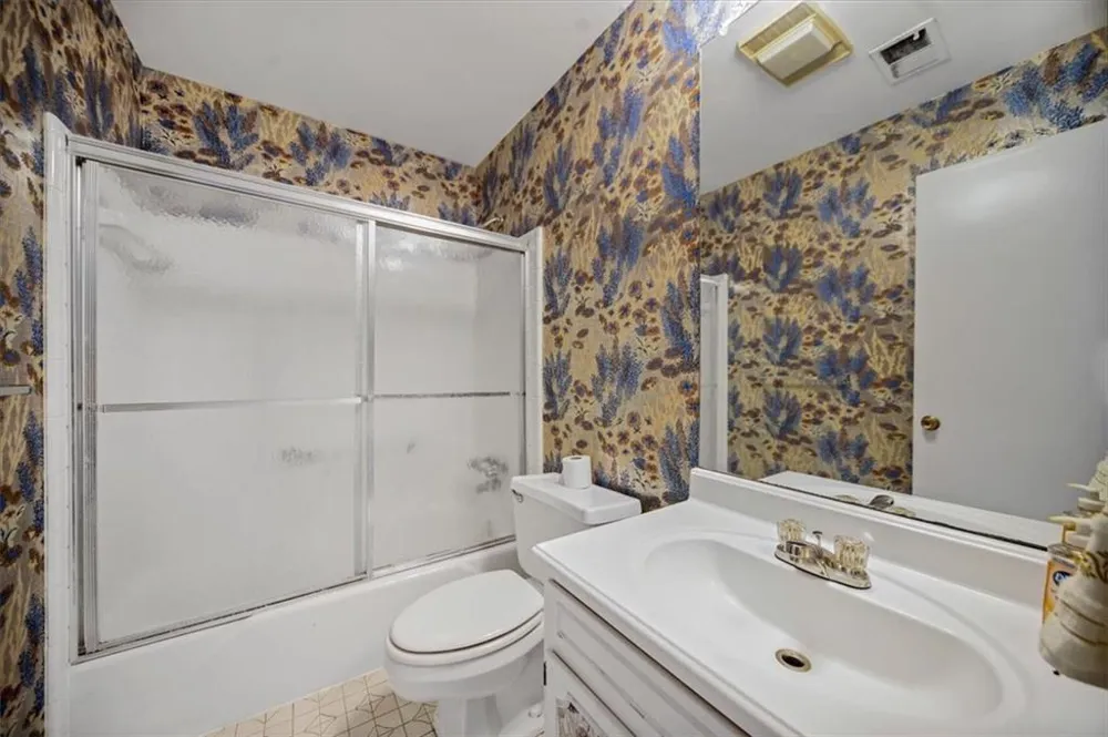 46 Forrest Place Sandy Springs, GA 30328
