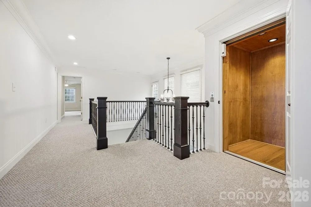38 Sweetwater Oaks Drive Fletcher, NC 28732