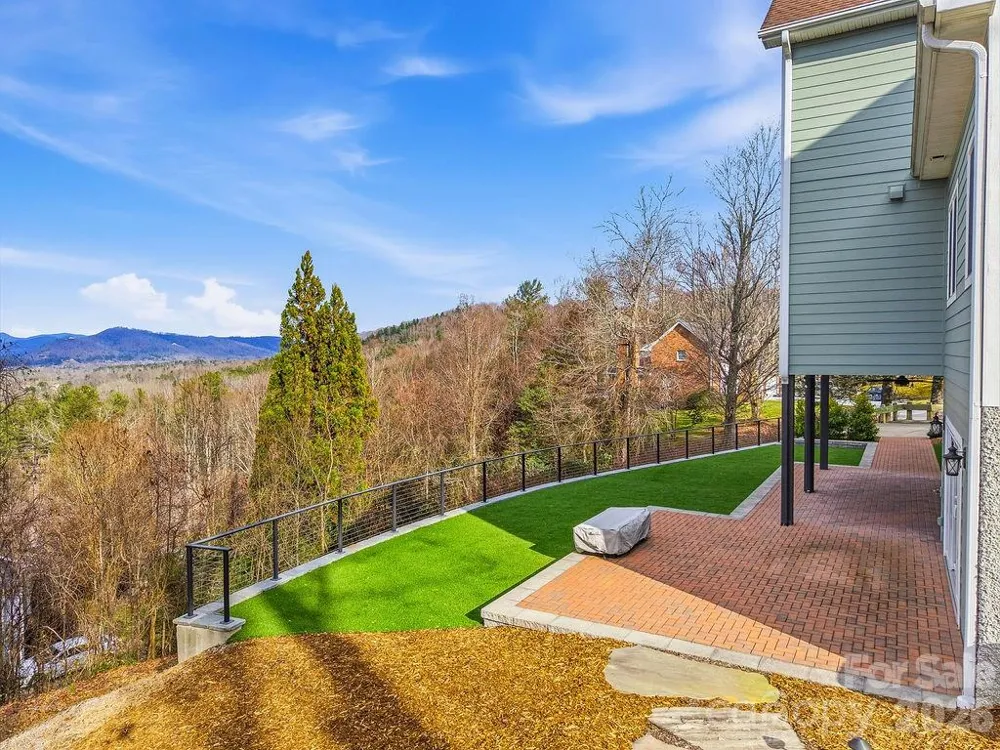 38 Sweetwater Oaks Drive Fletcher, NC 28732