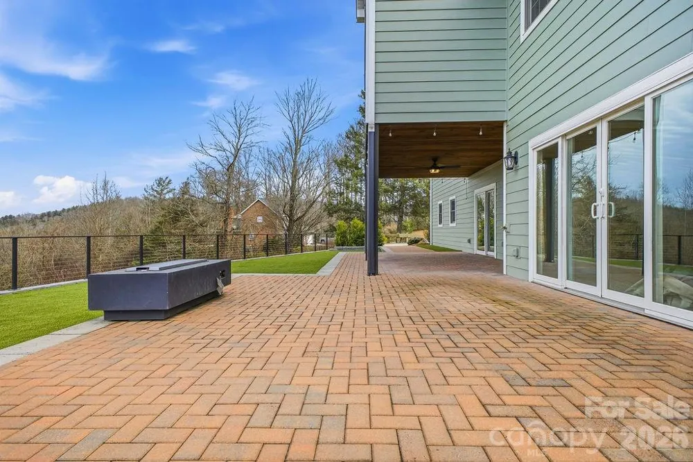 38 Sweetwater Oaks Drive Fletcher, NC 28732