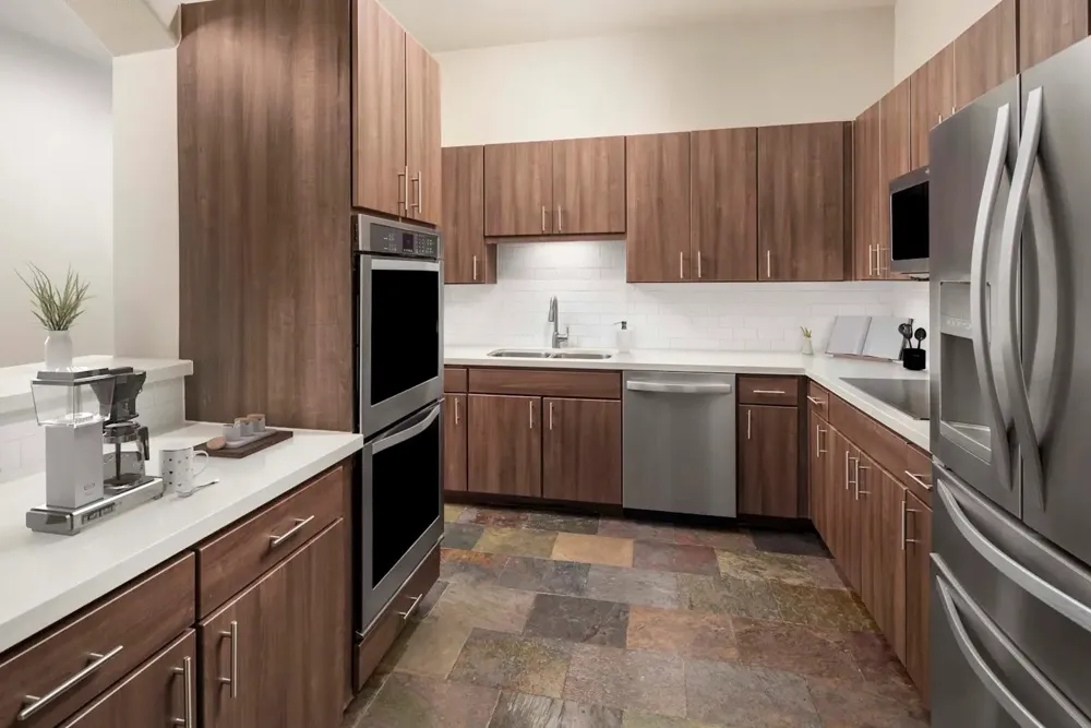 1200 Post Oak Boulevard #2412 Houston, TX 77056