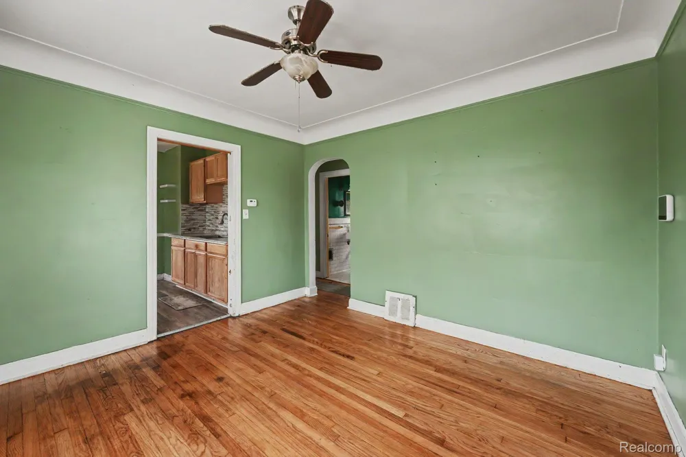 5045 Wayburn Street Detroit City, MI 48224