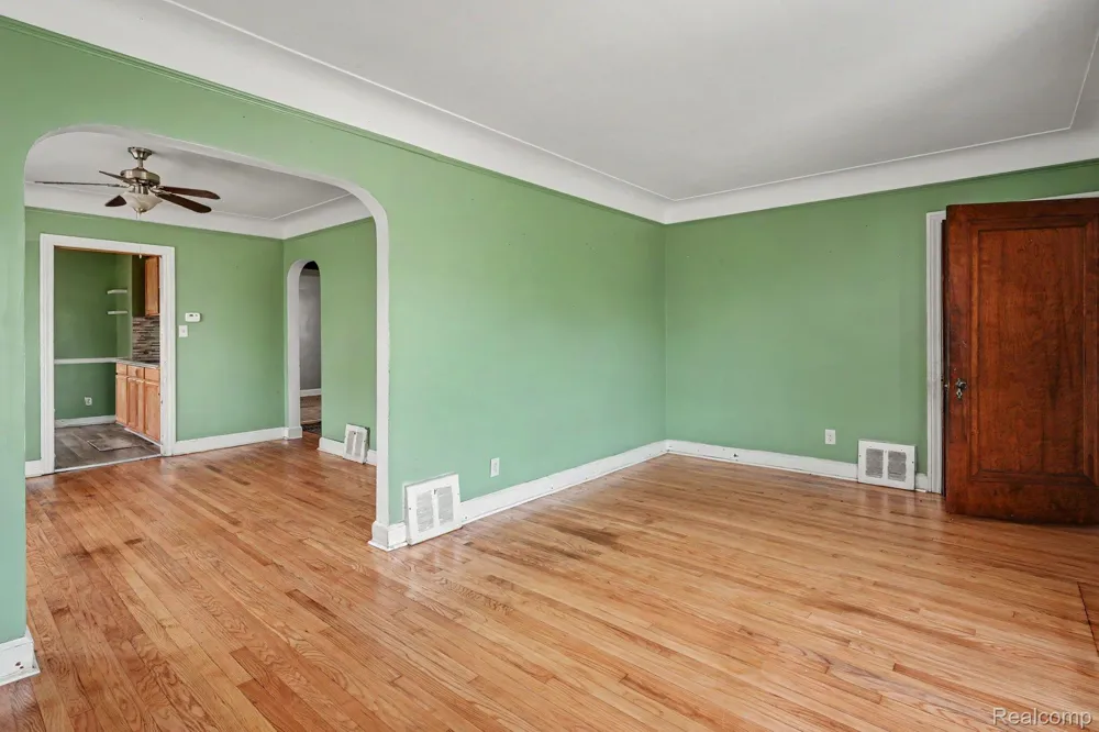 5045 Wayburn Street Detroit City, MI 48224
