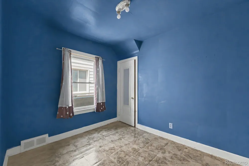 5045 Wayburn Street Detroit City, MI 48224