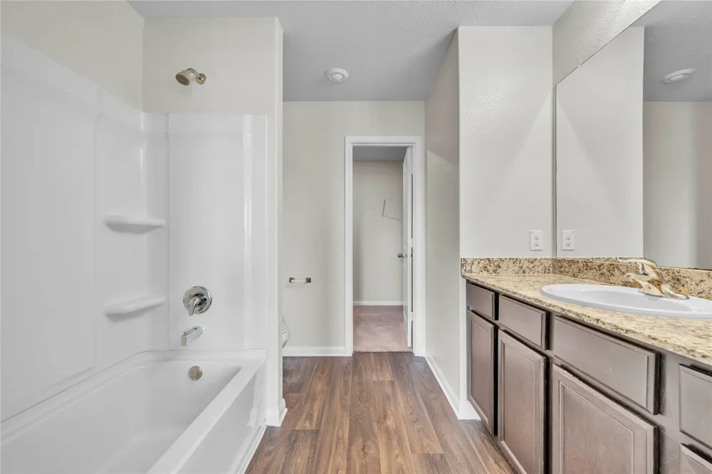 5021 Cressler Lane #29G Jarrell, TX 76537