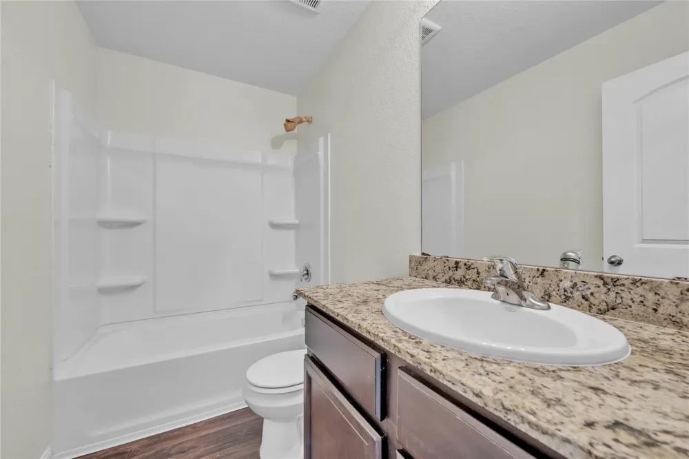 5021 Cressler Lane #29G Jarrell, TX 76537