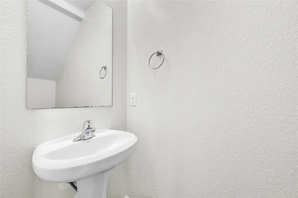 5021 Cressler Lane #29G Jarrell, TX 76537