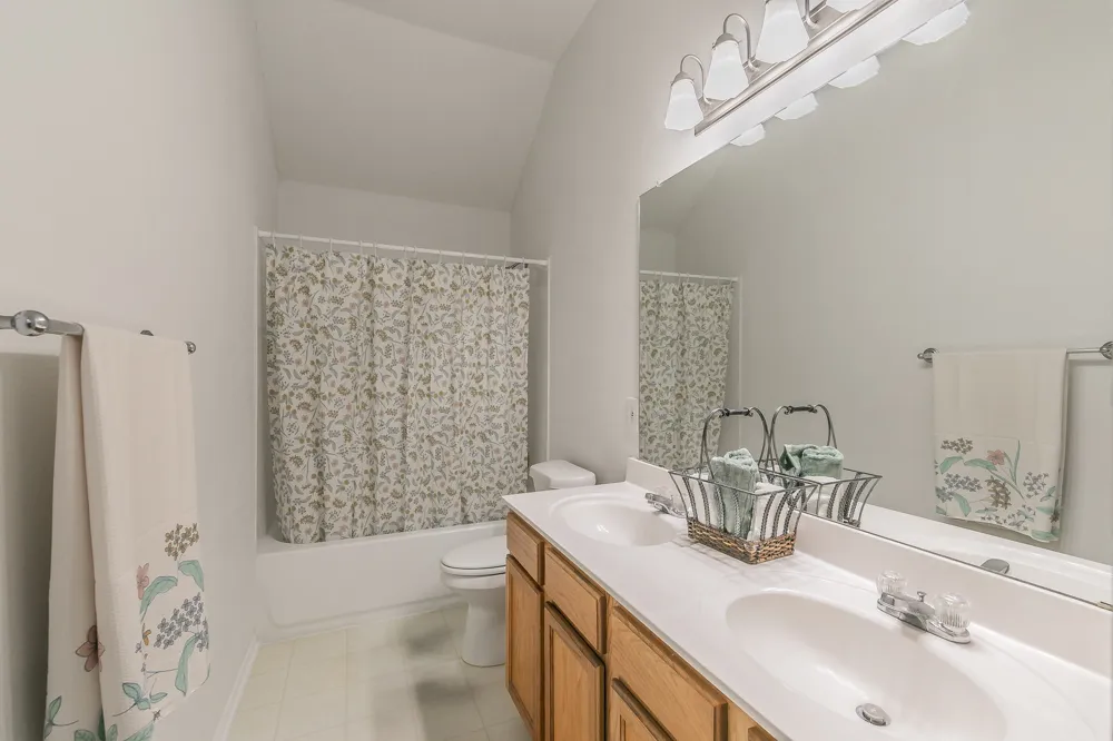 7300 Falcon Court North Richland Hills, TX 76180