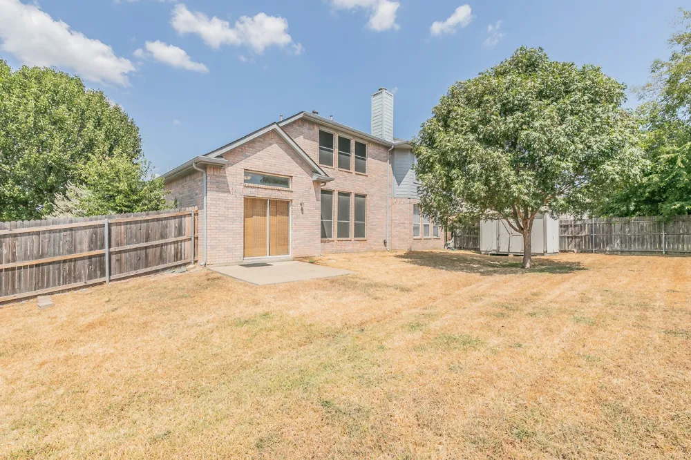 7300 Falcon Court North Richland Hills, TX 76180