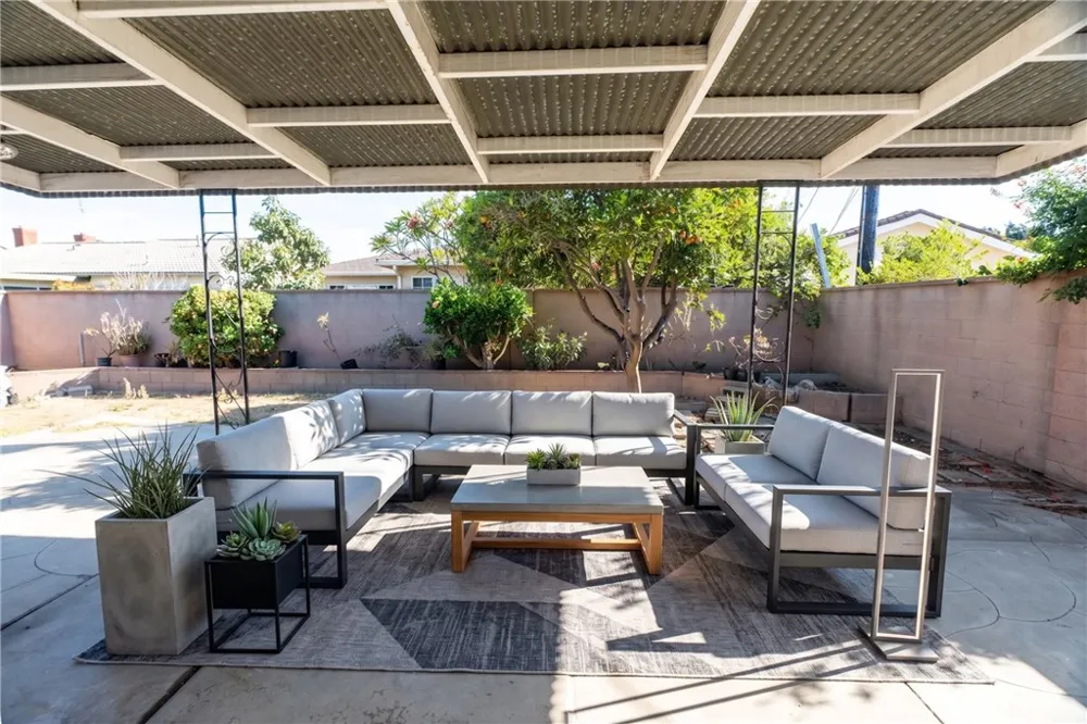 1546 W 186th Street Gardena, CA 90248