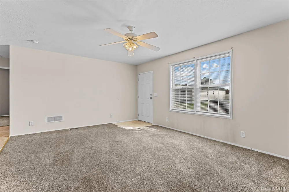 28958 Country Lane Huron Charter Township, MI 48134