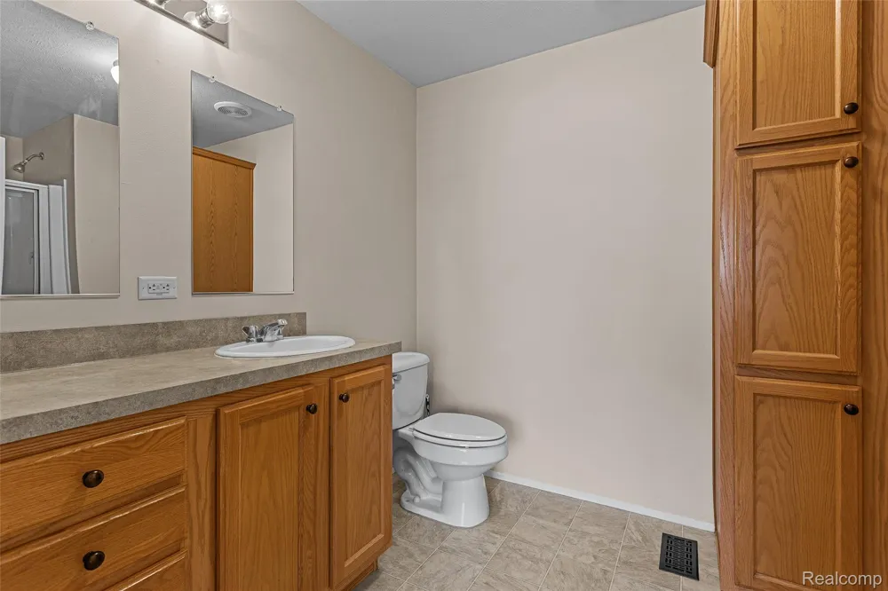 28958 Country Lane Huron Charter Township, MI 48134